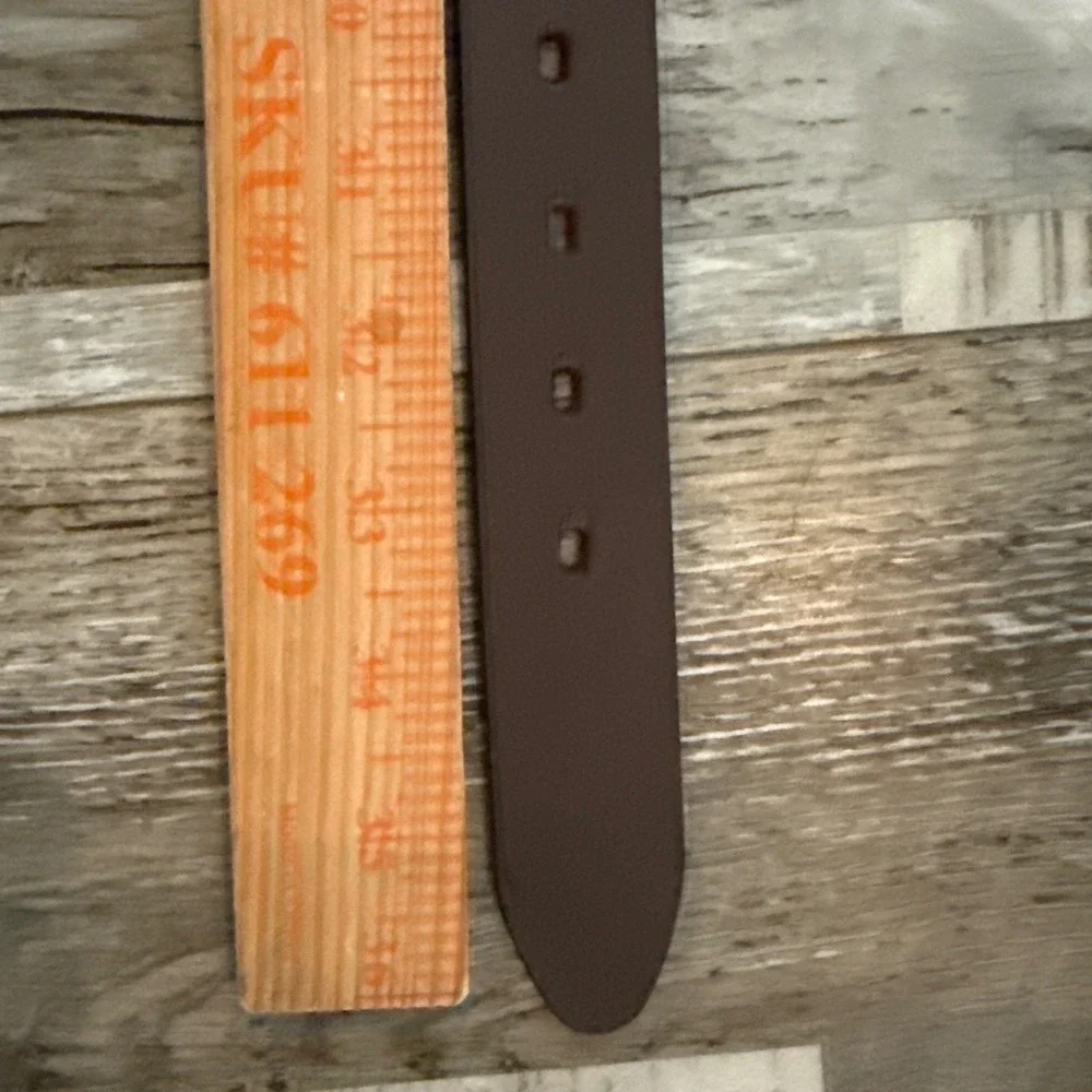 Wake Forest Collegiate Genuine Leather Belt Medallion Sz 30 Brown Demon‎ Deacons